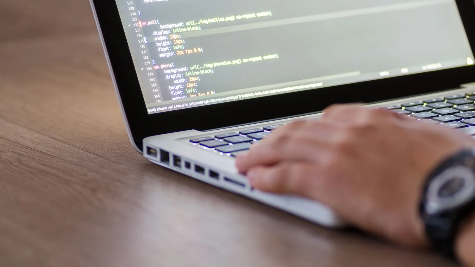 Apa Itu Next.js? Dan Kenapa Itu Penting untuk SEO